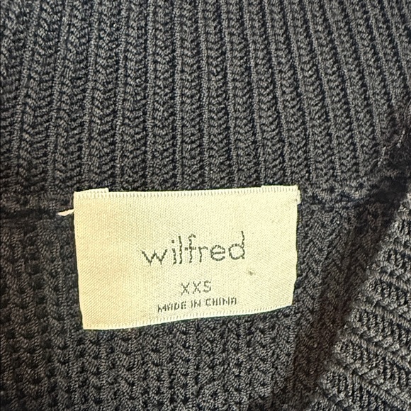 Aritzia Wilfred Black Ribbed knit halter Top fits XS/small - med - Picture 2 of 5